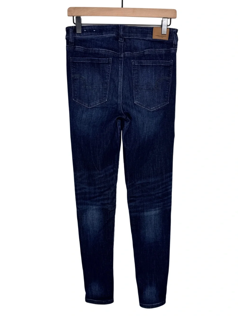WJ228 {American Eagle} 